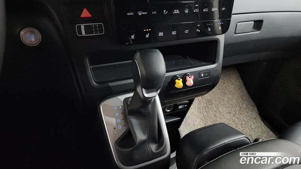 Hyundai Staria 2023 из KR, фото 9