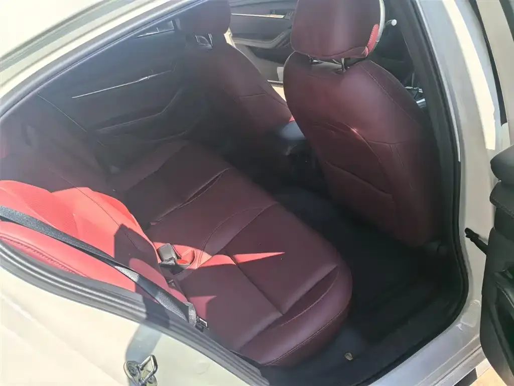 Mazda 3 Axela 2024 из CN, фото 7