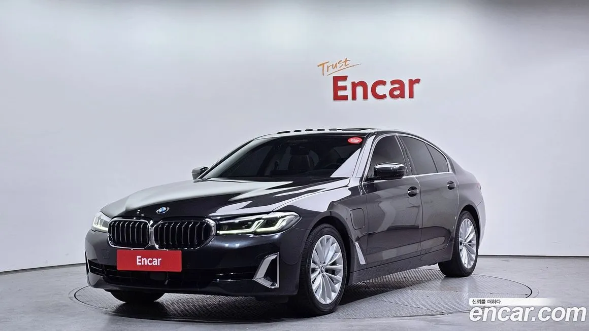 BMW 5-Series 2021 из KR, фото 1