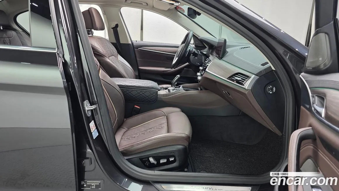 BMW 5-Series 2021 из KR, фото 10