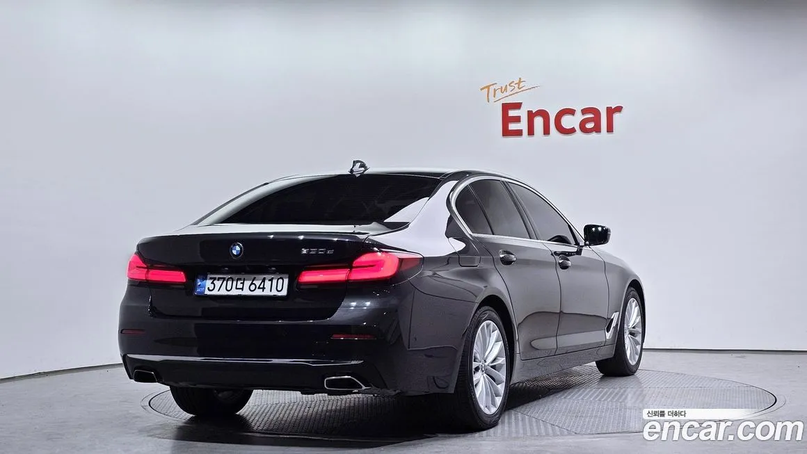 BMW 5-Series 2021 из KR, фото 9