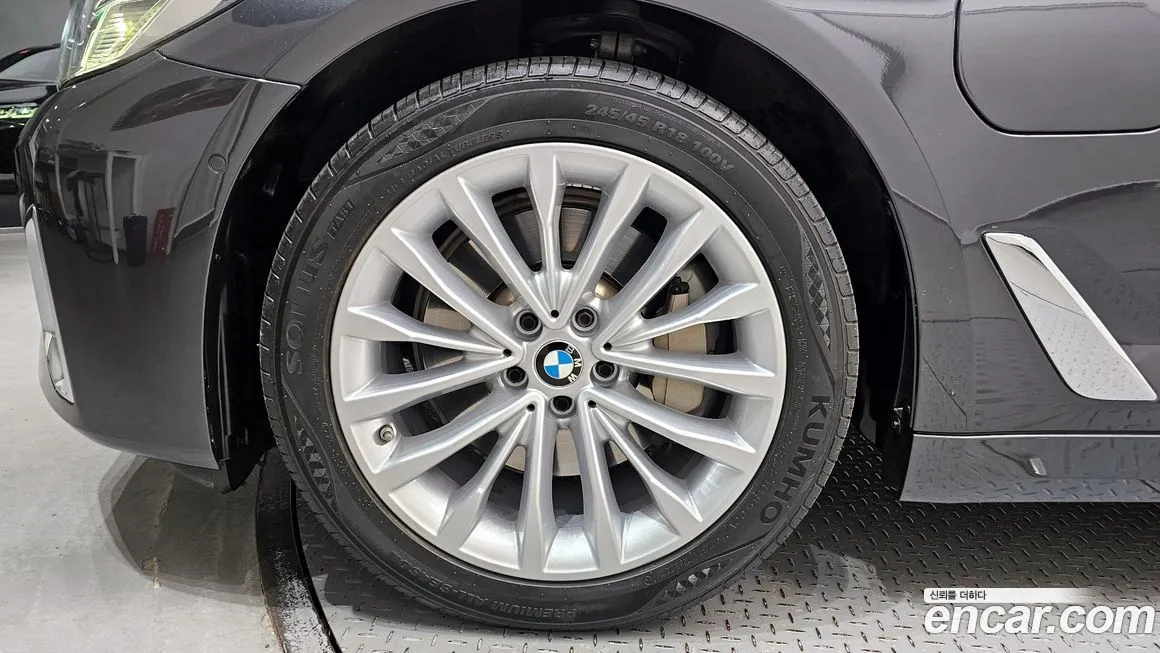 BMW 5-Series 2021 из KR, фото 8