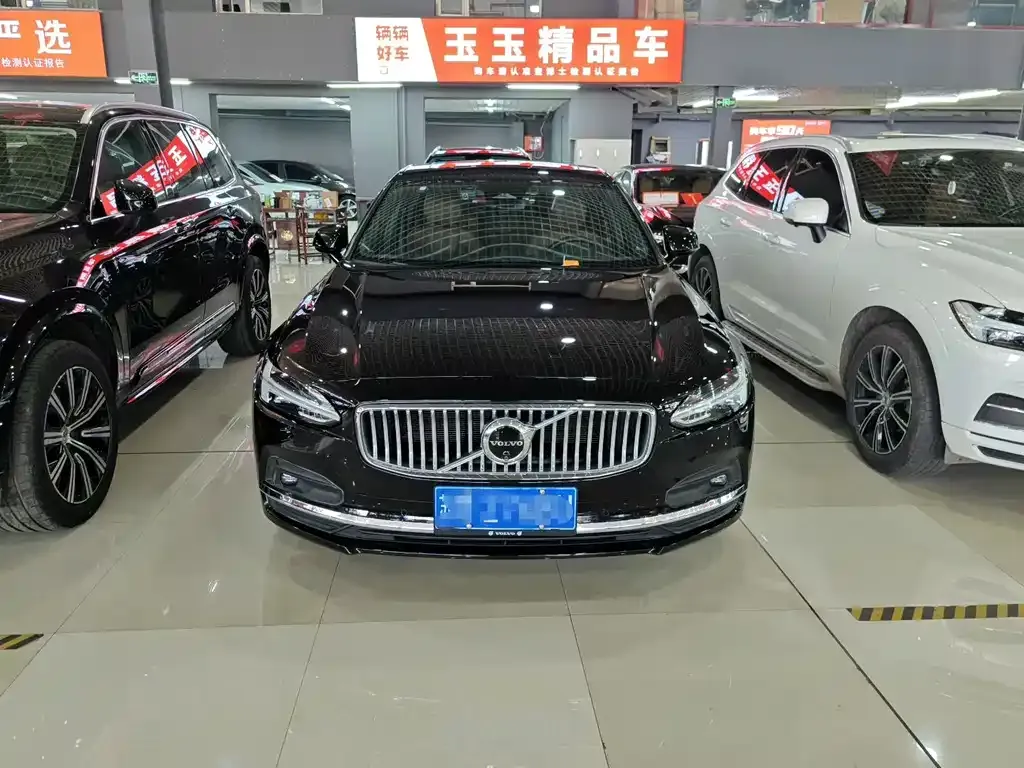 Volvo S90 2024 из CN, фото 4
