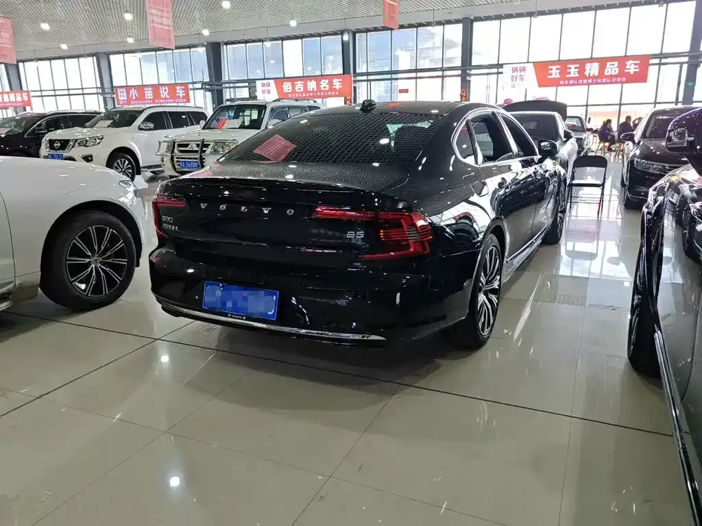 Volvo S90 2024 из CN, фото 5
