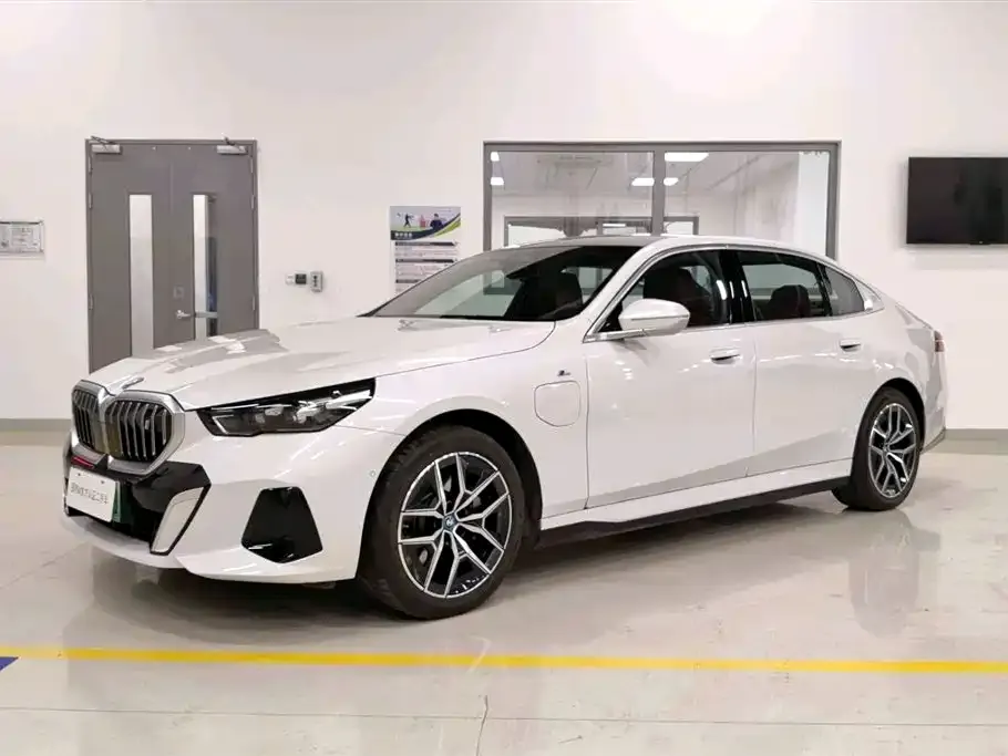 BMW i5 2025 из CN, фото 1