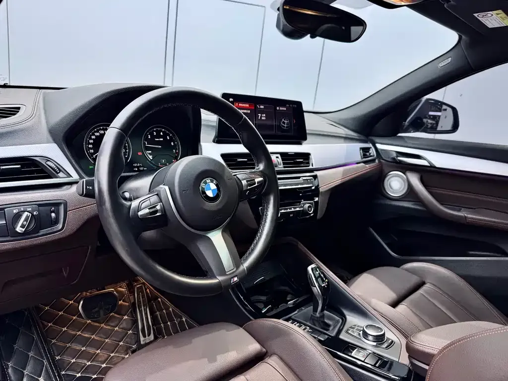 BMW X2 — фото 8