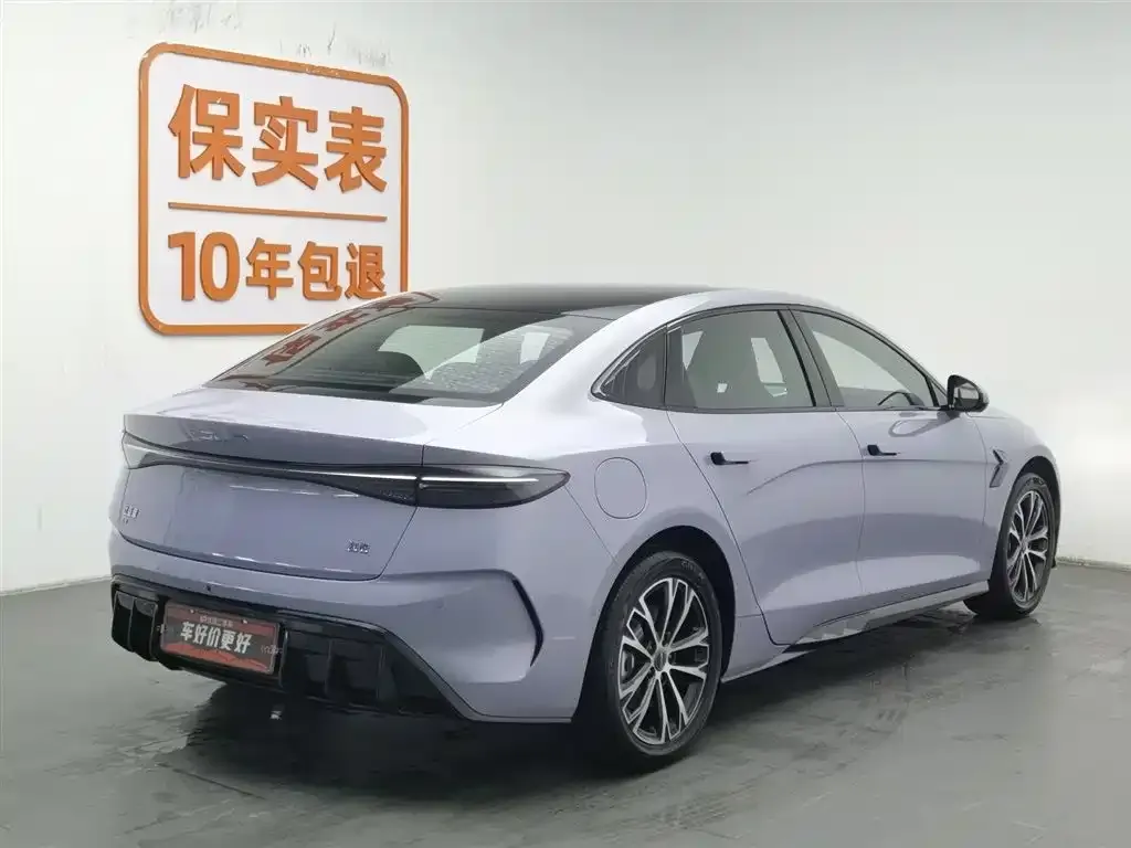 BYD Seal — фото 7