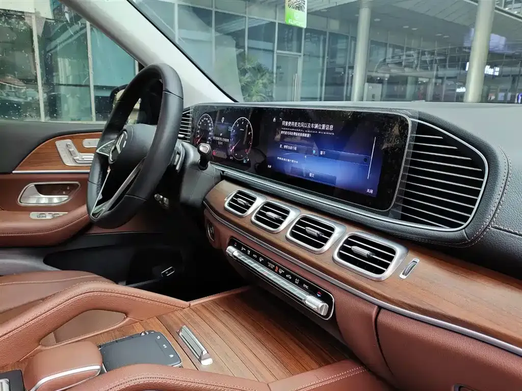 Mercedes-Benz GLE — фото 7