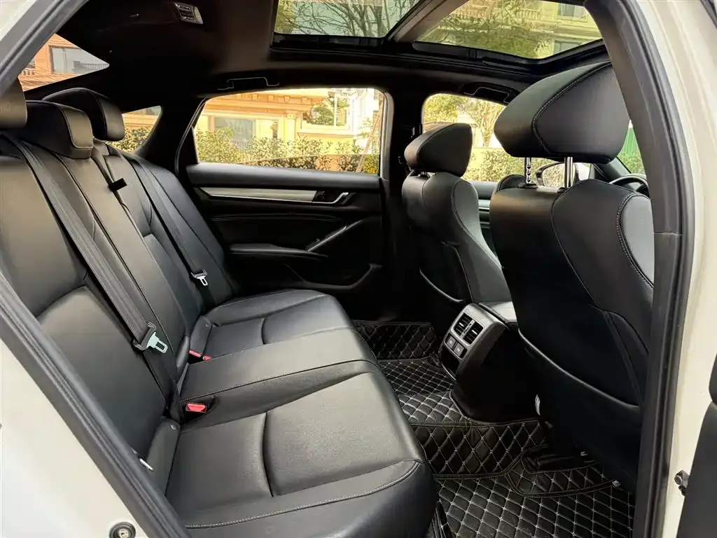 Honda Inspire 2022 из CN, фото 9
