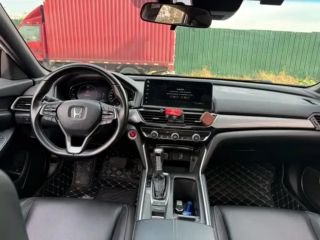 Honda Inspire 2022 из CN, фото 4