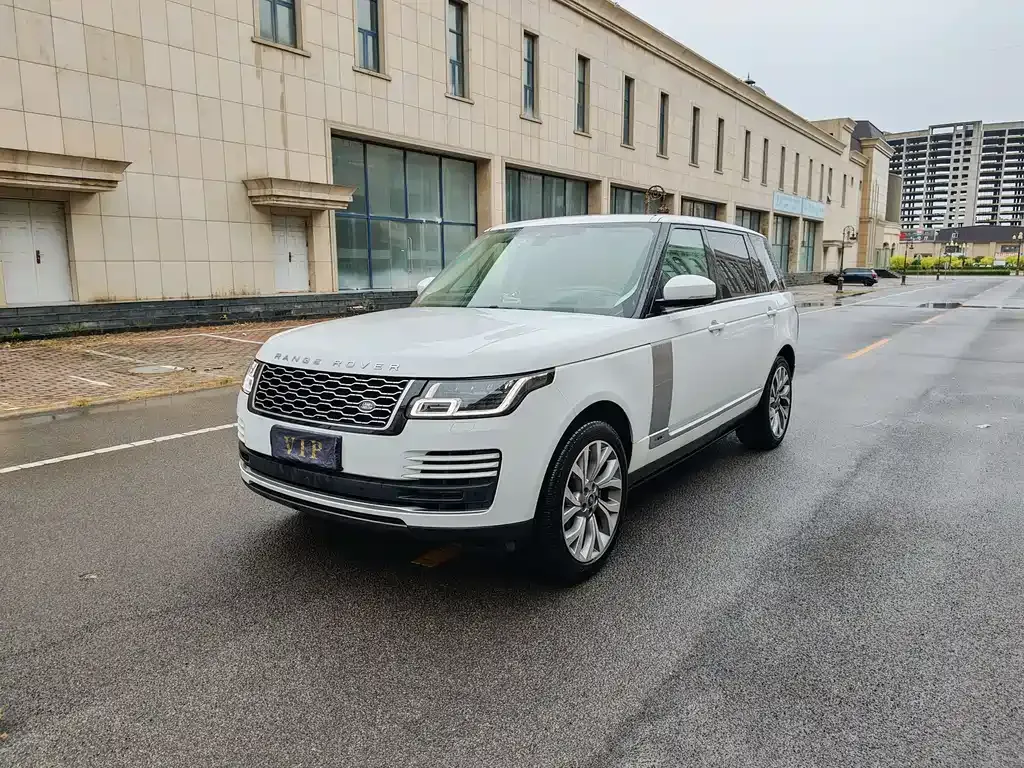 Land Rover Range Rover — фото 1