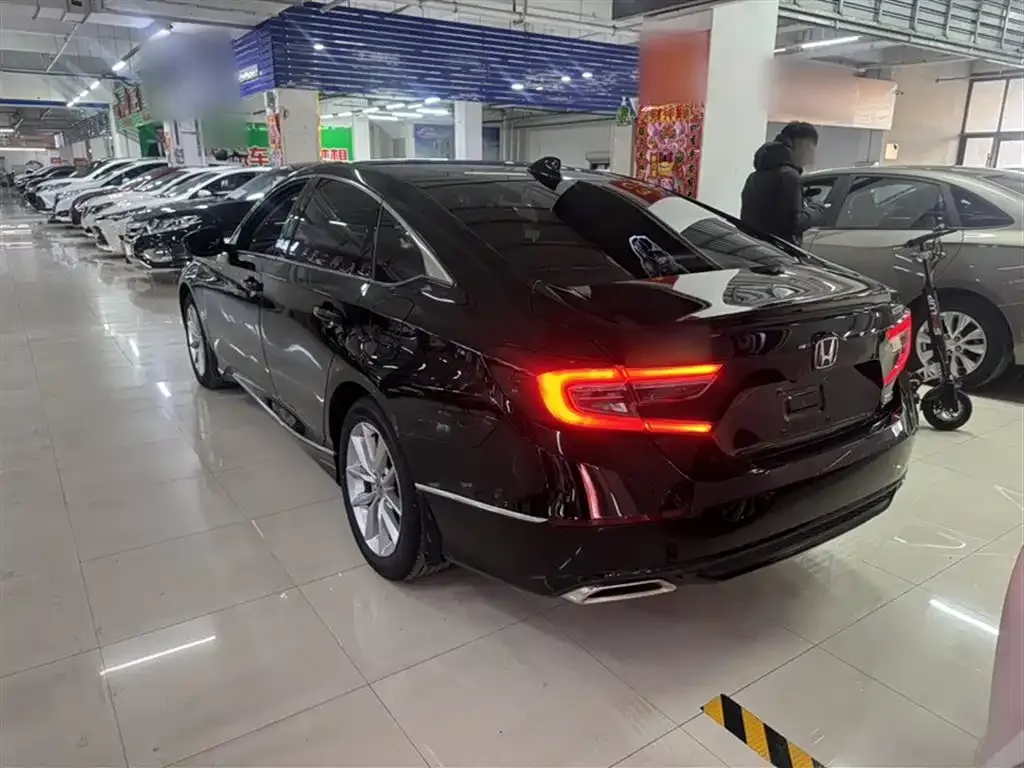 Honda Accord 2022 из CN, фото 5