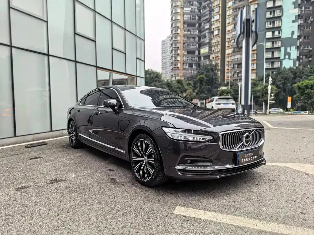Volvo S90 — фото 4