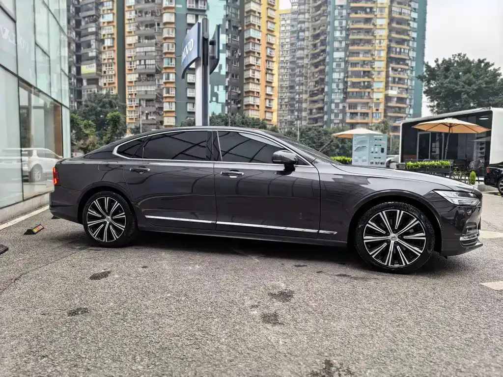Volvo S90 — фото 5