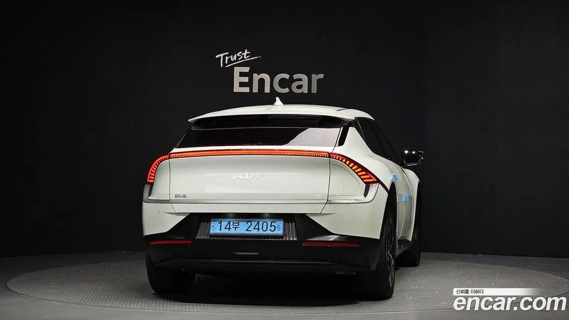 Kia EV6 2023 из KR, фото 3