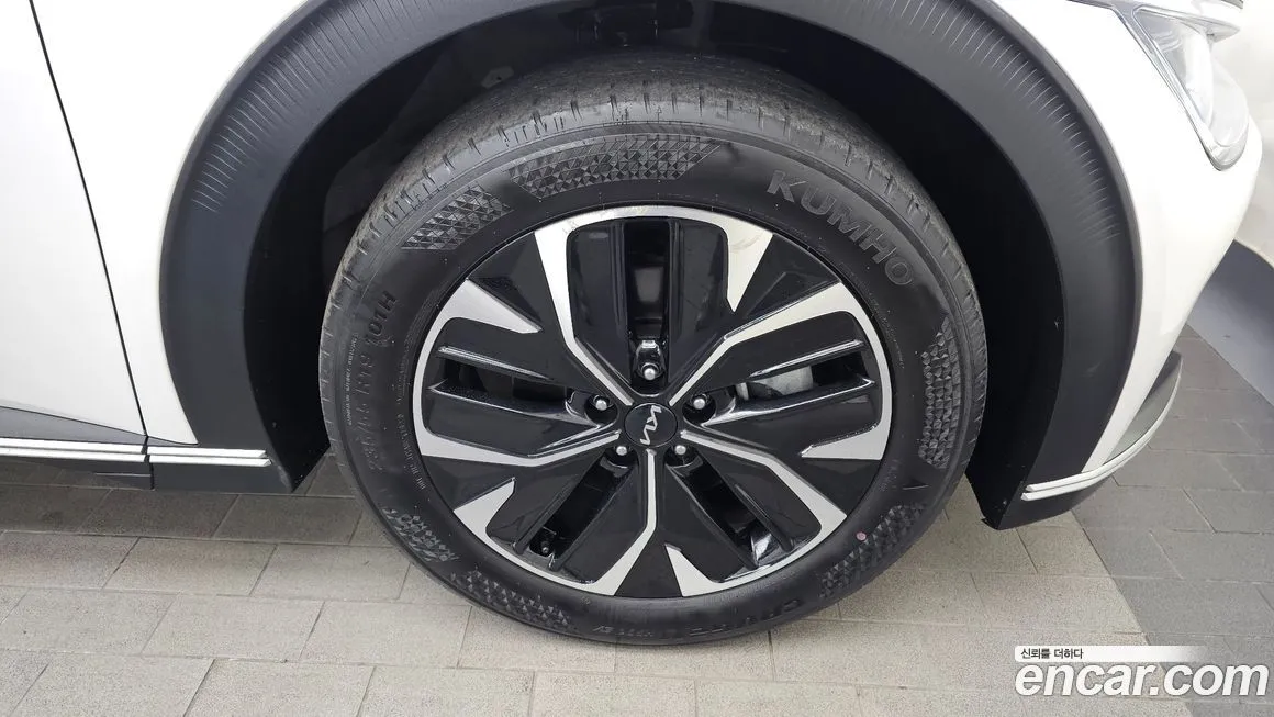 Kia EV6 2023 из KR, фото 8