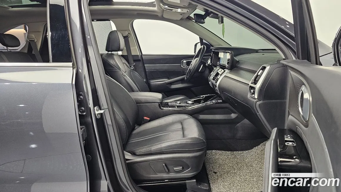 Kia Sorento — фото 7
