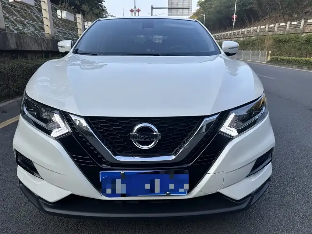 Nissan Qashqai — фото 6