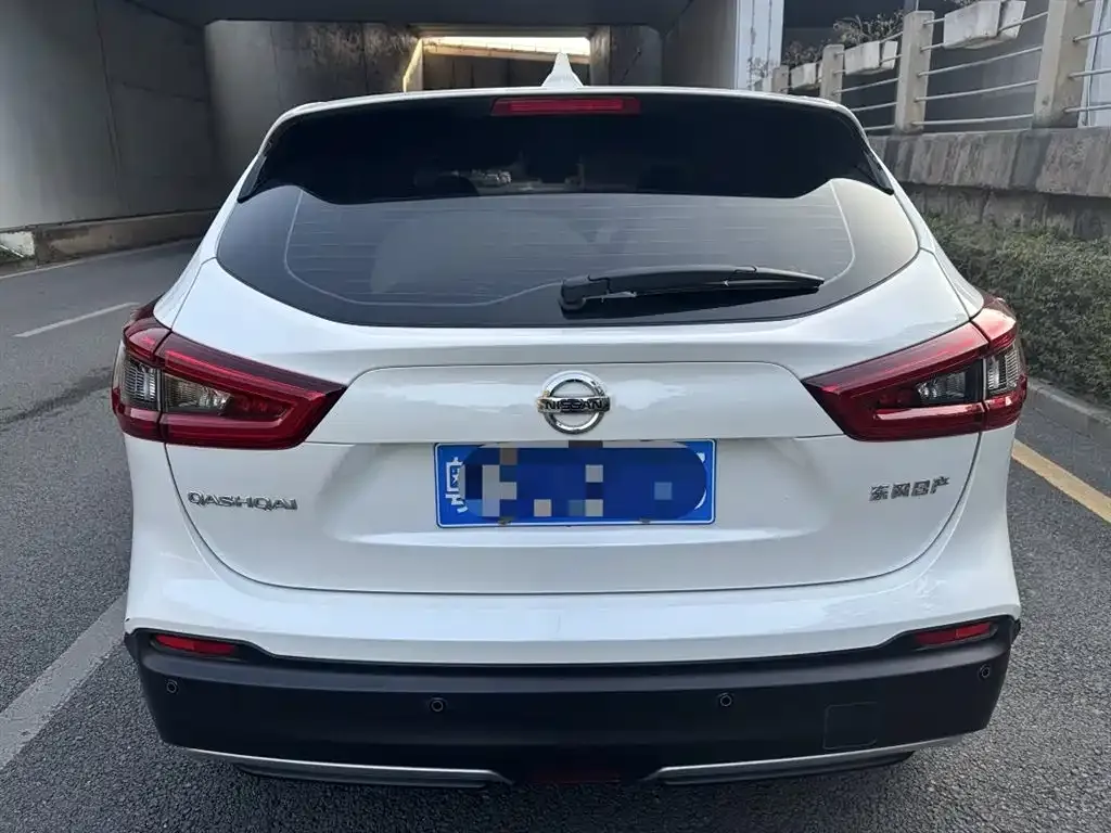 Nissan Qashqai — фото 4
