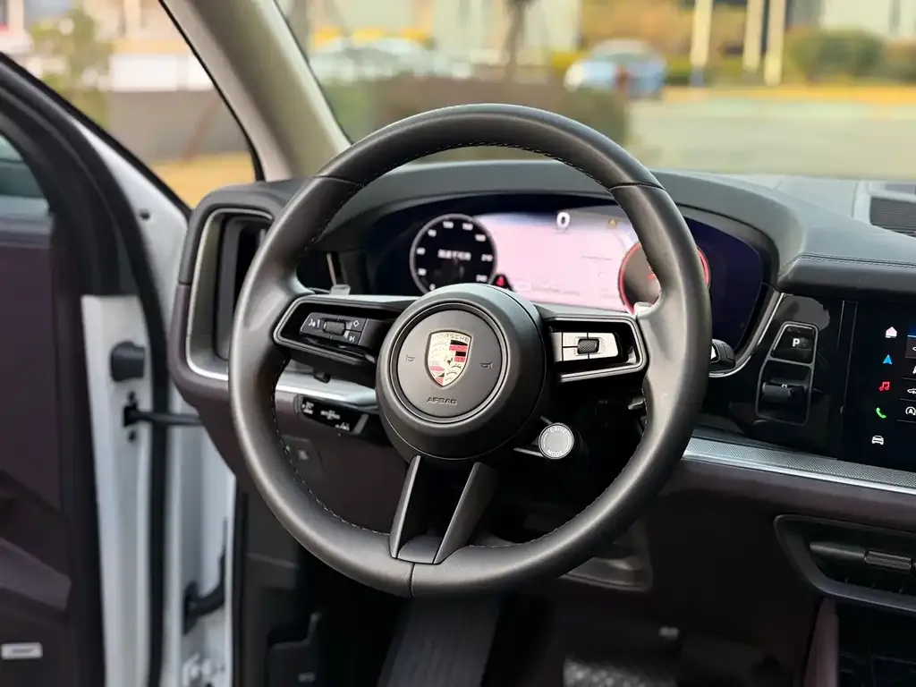 Porsche Cayenne 2024 из CN, фото 9