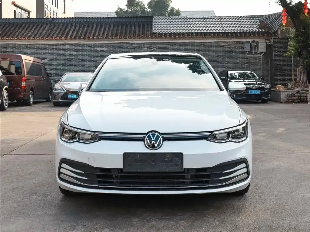 Volkswagen Golf — фото 2