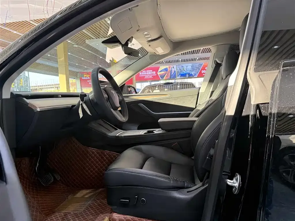 Tesla Model Y 2022 из CN, фото 6