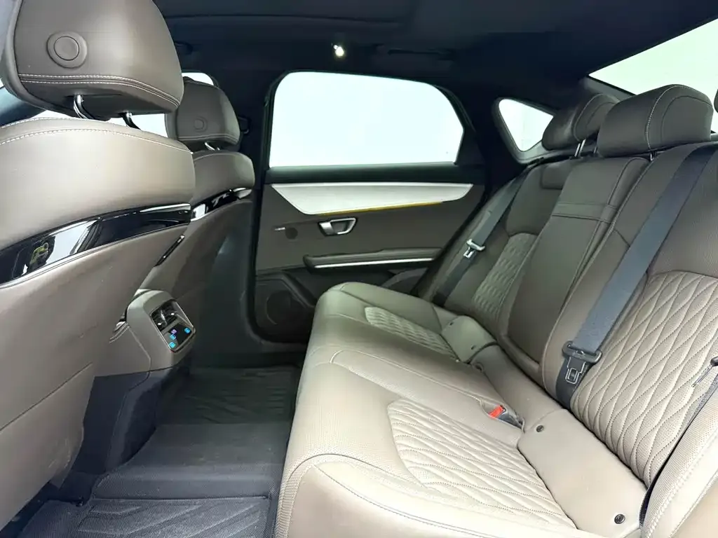 BYD Han 2025 из CN, фото 10