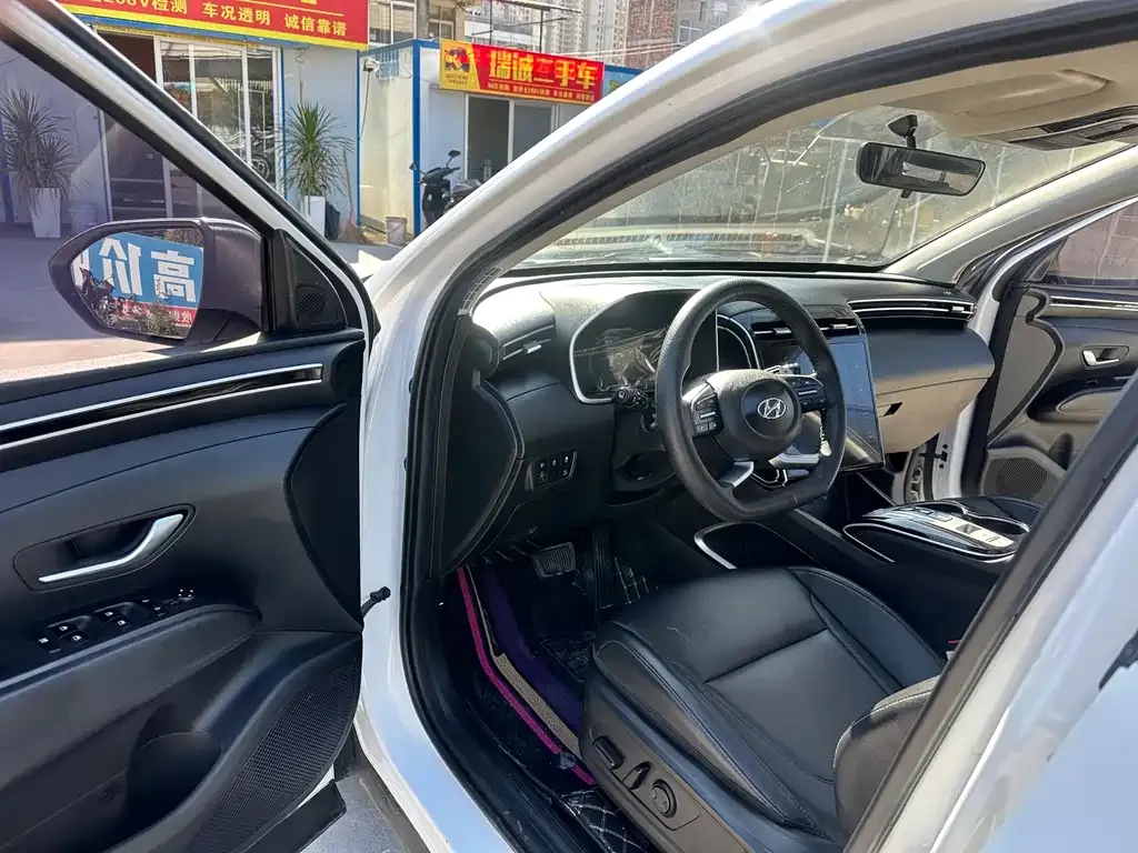 Hyundai Tucson — фото 10