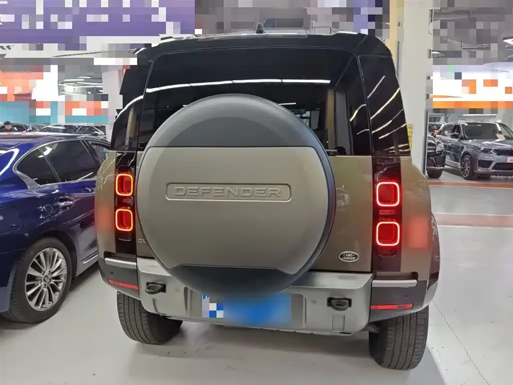 Land Rover Defender — фото 5