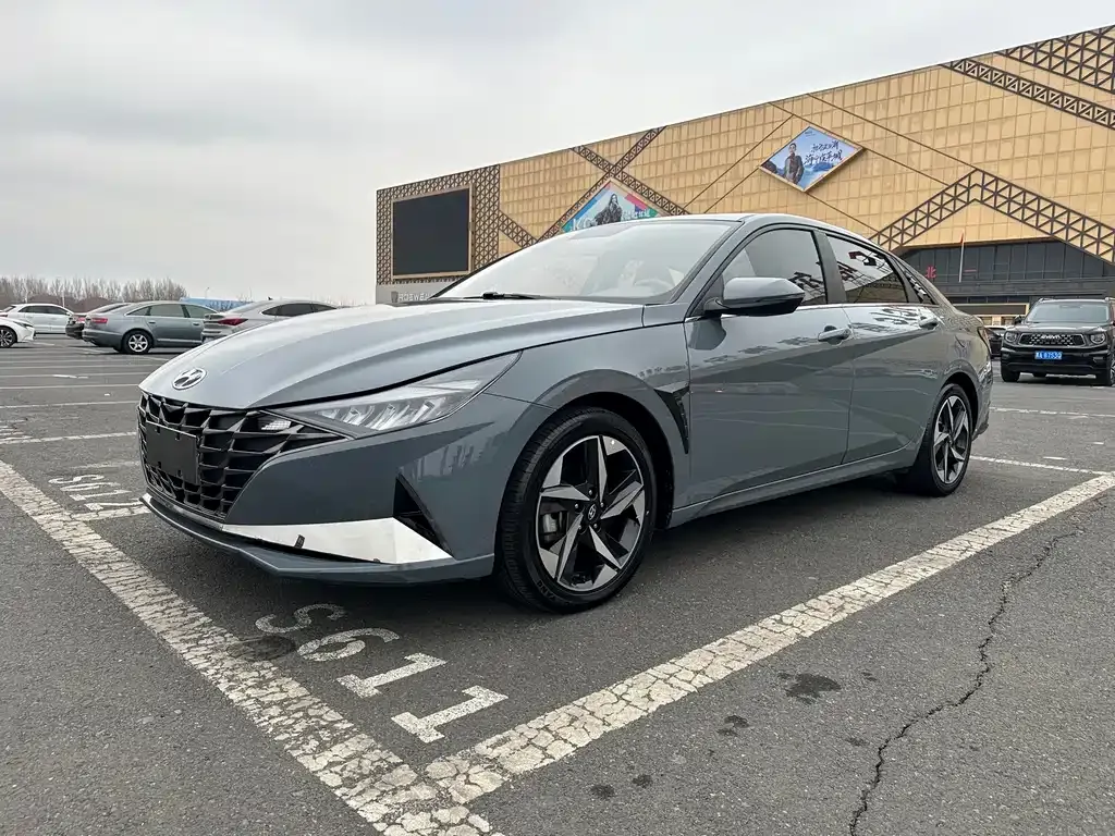 Hyundai Elantra 2022 из CN, фото 1