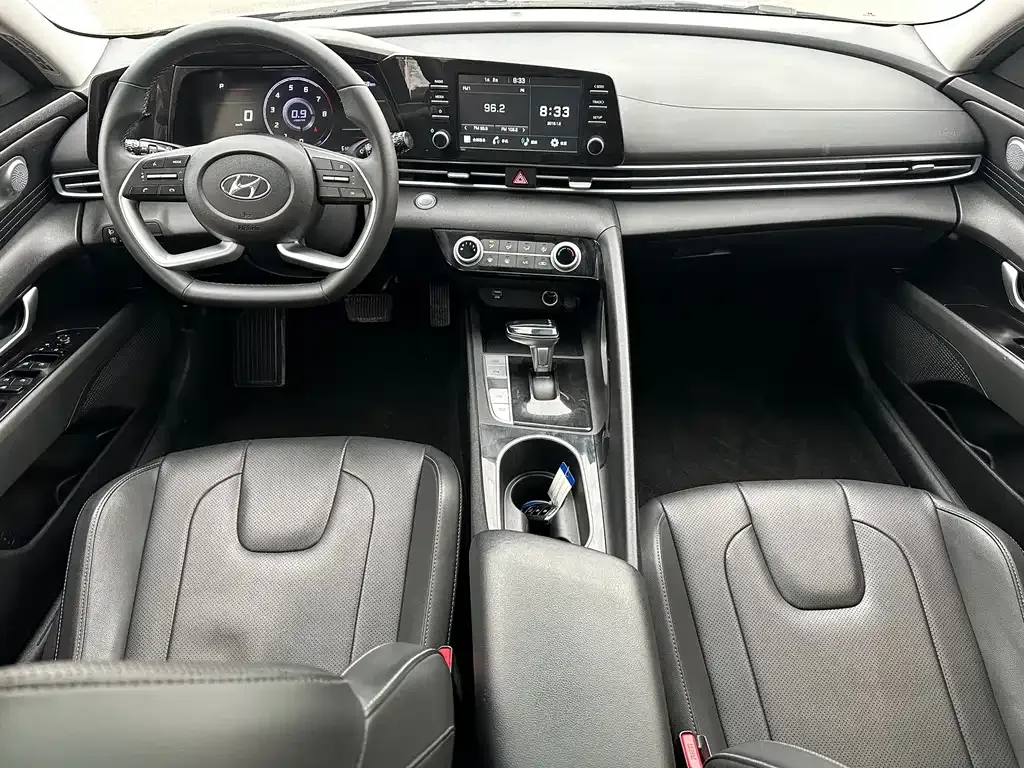 Hyundai Elantra 2022 из CN, фото 5