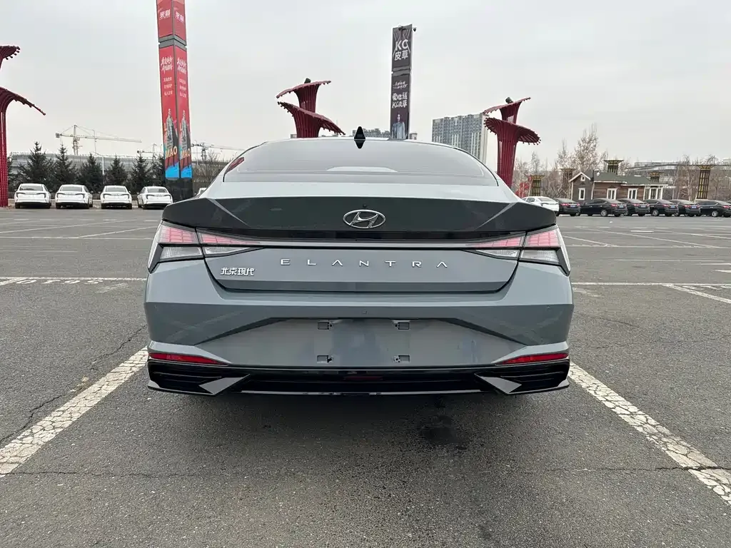 Hyundai Elantra 2022 из CN, фото 9