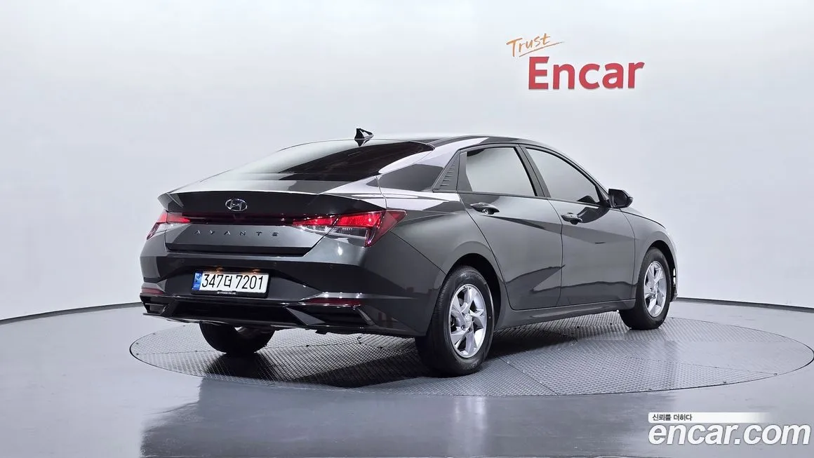 Hyundai AVANTE — фото 5