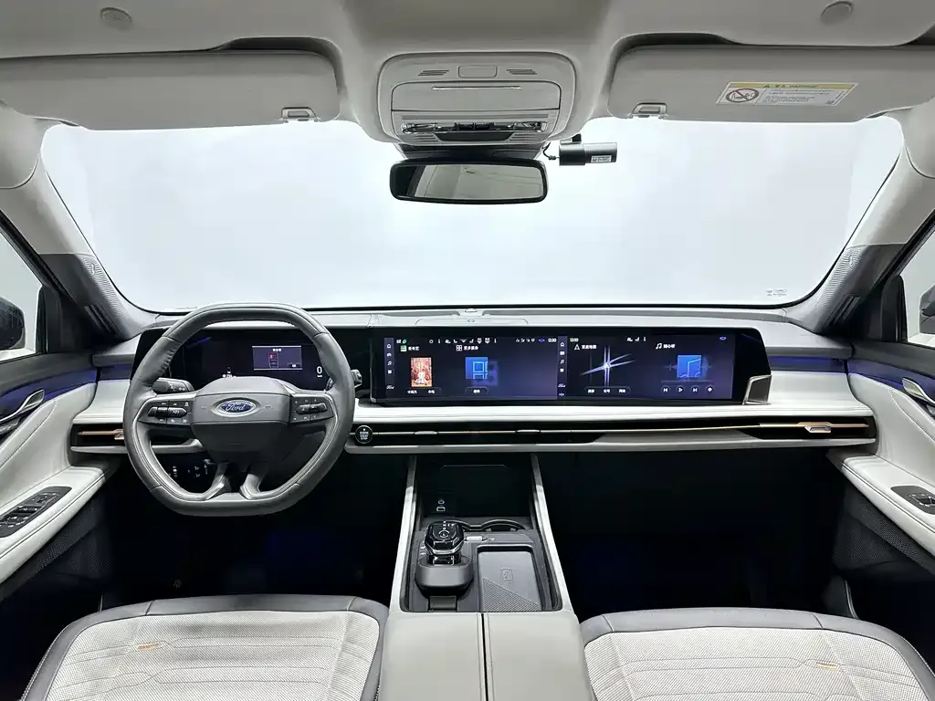 Ford Edge — фото 3