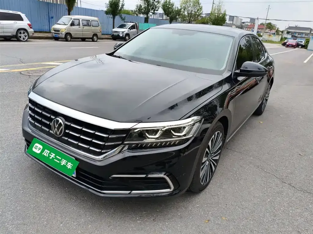 Volkswagen Passat — фото 2