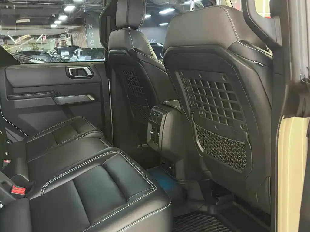 Ford Bronco 2025 из CN, фото 2
