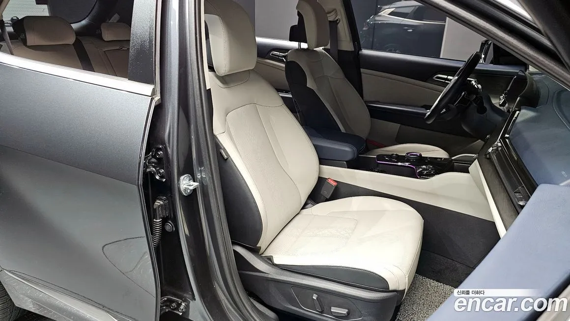 Kia Sportage — фото 7