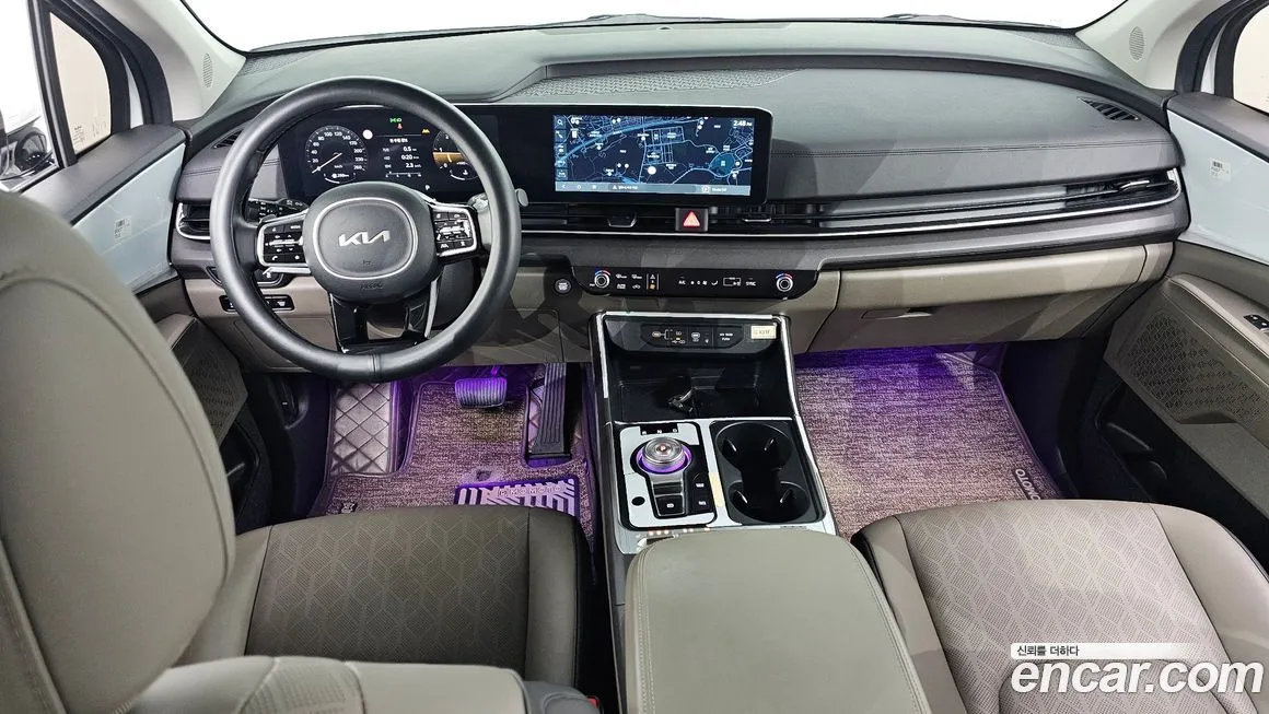 Kia Carnival — фото 7