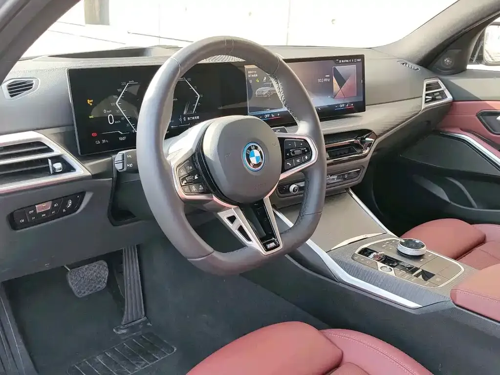 BMW i3 — фото 3