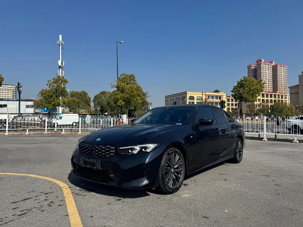 BMW 3 Series — фото 1