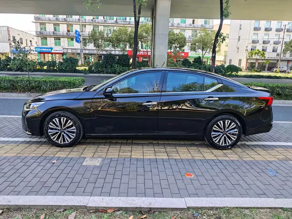 Nissan Teana 2023 из CN, фото 5