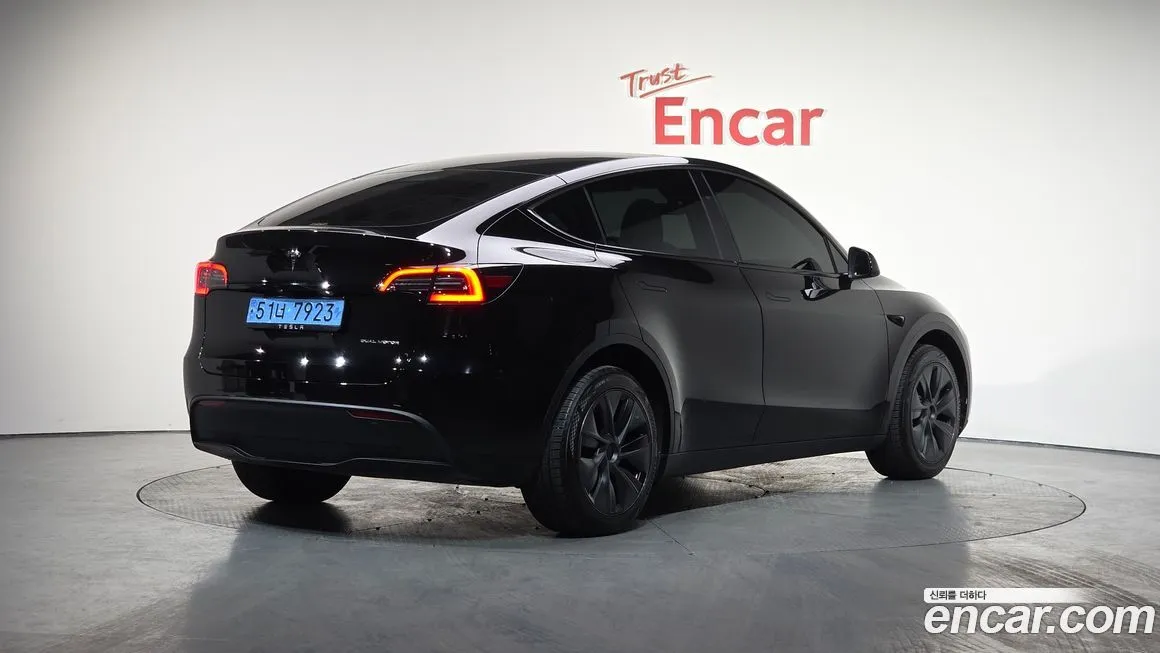 Tesla Model Y 2024 из KR, фото 10