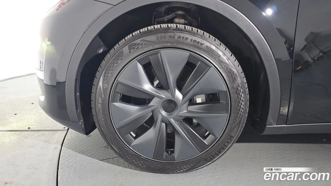 Tesla Model Y 2024 из KR, фото 7