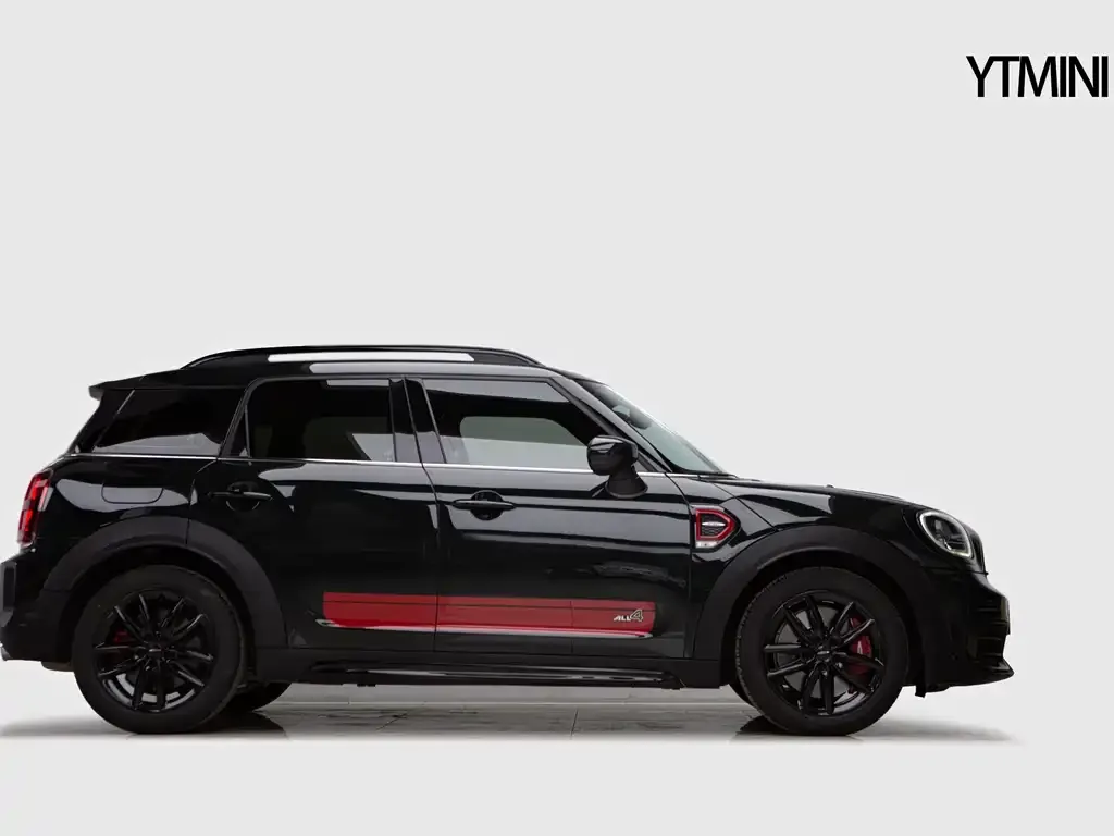 MINI Countryman JCW — фото 10