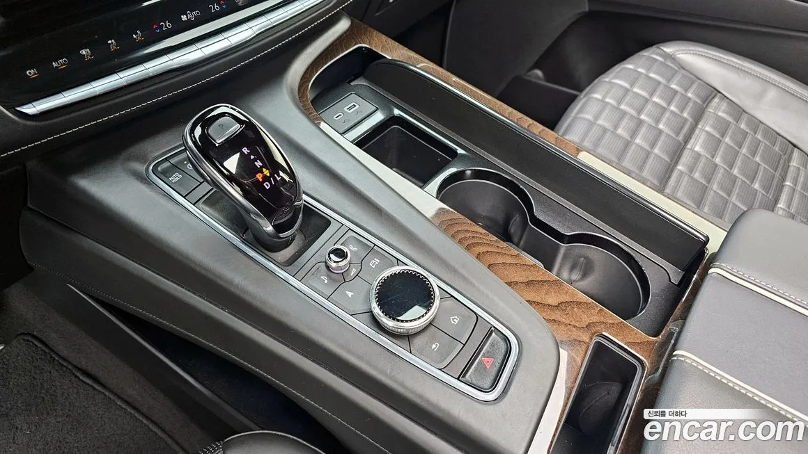 Cadillac Escalade 2023 из KR, фото 7