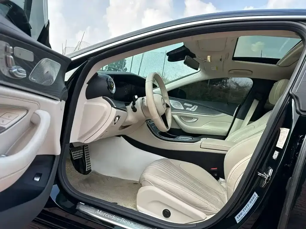 Mercedes-Benz CLS — фото 3