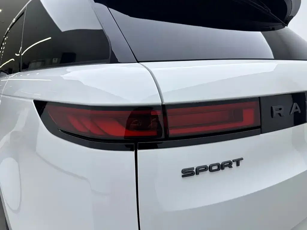 Land Rover Sport — фото 2