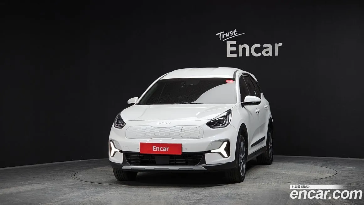 Kia Niro 2023 из KR, фото 3