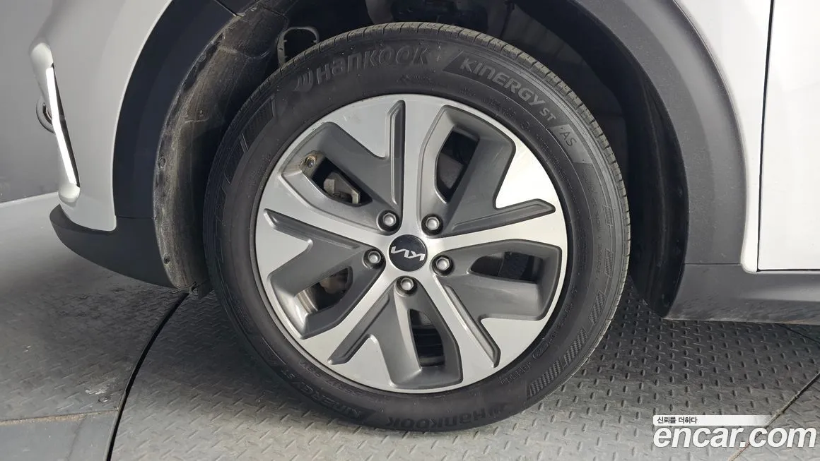 Kia Niro 2023 из KR, фото 6