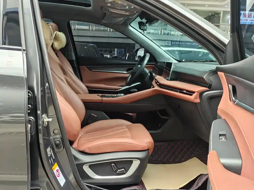 Changan CS75PLUS 2024 из CN, фото 2
